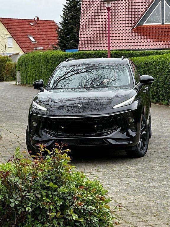 Gebraucht DFSK Forthing 5 177 PS (130 kW) 2024 Schwarz SUV