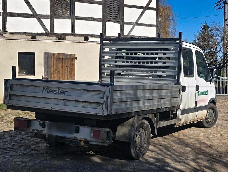 Second-hand Renault Master 120 CP (88 kW) 2008 Alb Berlinǎ