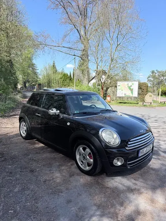 Second-hand Mini Cooper D 109 CP (80 kW) 2009 Negru Hatchback