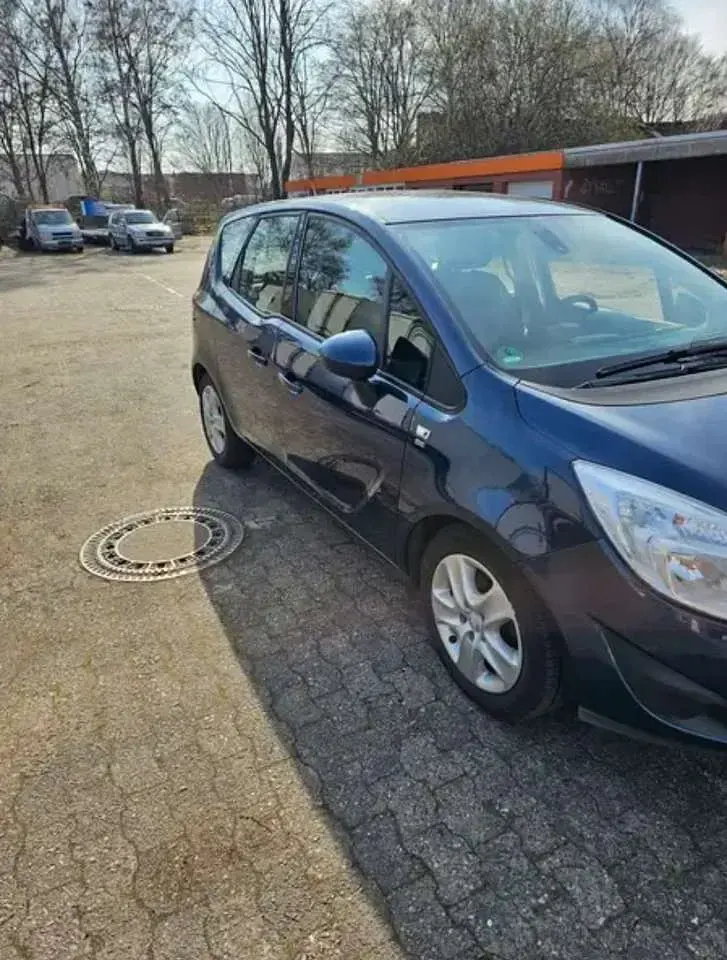 Gebraucht Opel Meriva Edition 120 PS (88 kW) 2012 Blau Van / Kleinbus
