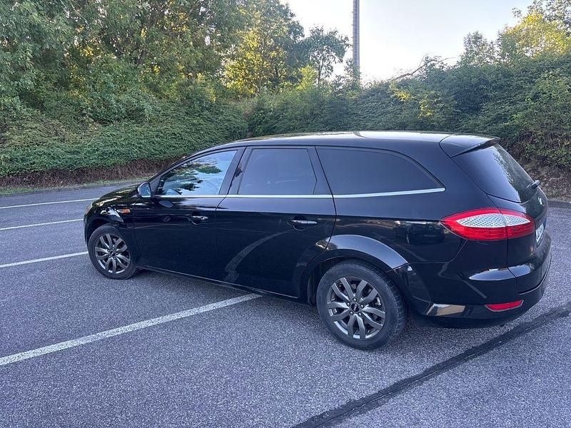 Gebraucht Ford Mondeo 145 PS (106 kW) 2008 Schwarz Limousine