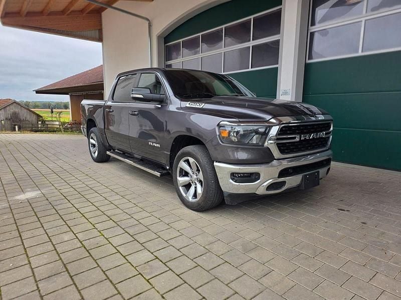 Gebraucht Dodge Ram 411 PS (302 kW) 2021 Grau Pickup