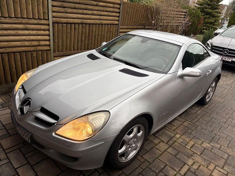 Gebraucht Mercedes SLK200 163 PS (119 kW) 2005 Silber Cabrio