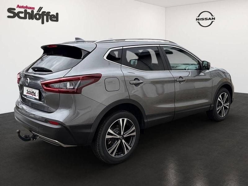 Gebraucht Nissan Qashqai 159 PS (116 kW) 2020 Dark grey SUV