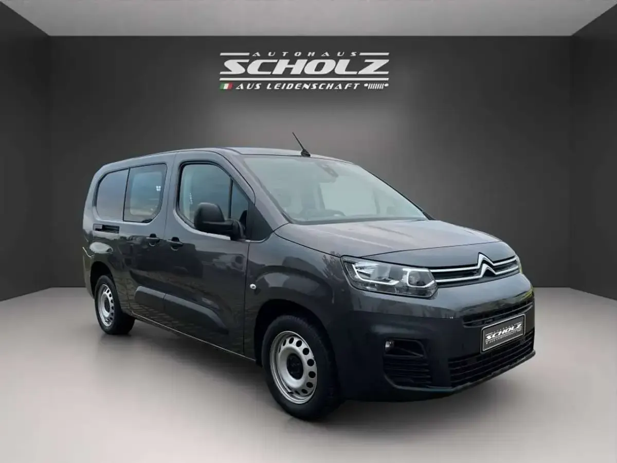 Gebraucht Citroën Berlingo 131 PS (96 kW) 2021 Grau Van / Kleinbus