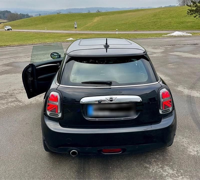 Gebraucht Mini Cooper D 116 PS (85 kW) 2015 Schwarz Kleinwagen