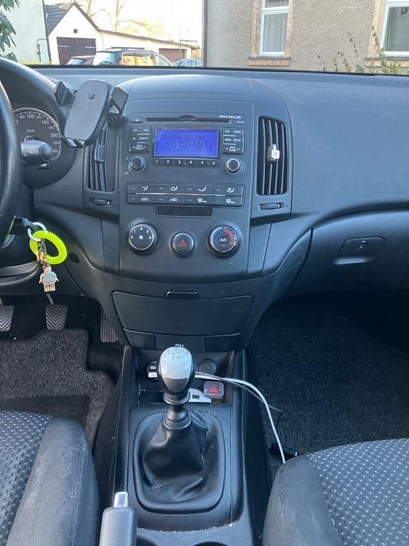 Gebraucht Hyundai i30 109 PS (80 kW) 2009 Schwarz Kombi