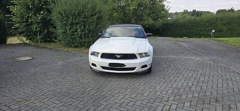 Gebraucht Ford Mustang S 309 PS (227 kW) 2012 Weiß Coupé