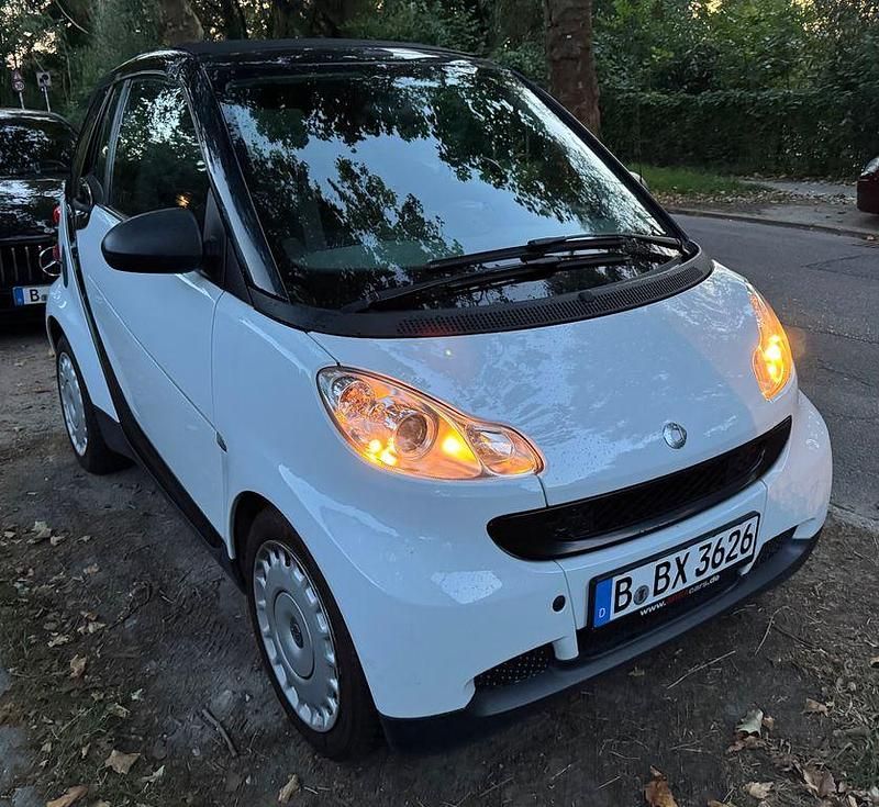 Weiß Gebraucht 2010 Smart ForTwo Cabrio Cabrio | 3.100 € (Guter Preis) - Bild 1/4