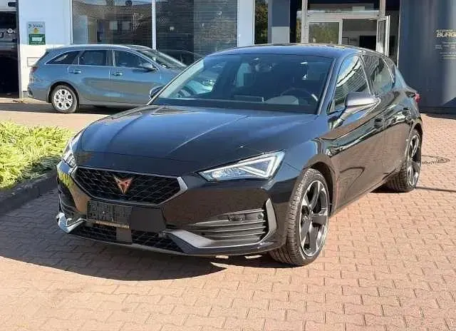 Second-hand Cupra Leon 150 CP (110 kW) 2024 Negru