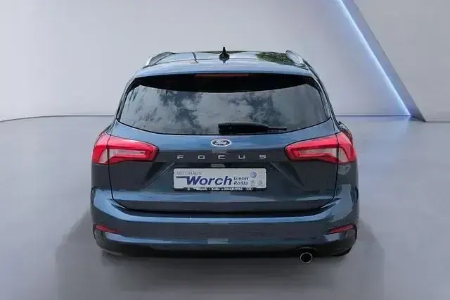 Gebraucht Ford Focus Titanium X 150 PS (110 kW) 2021 Chromablau metallic Kombi