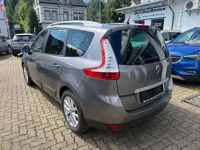 Gebraucht Renault Grand Scénic III LIMITED 132 PS (97 kW) 2015 Grau cassiopee Van / Kleinbus