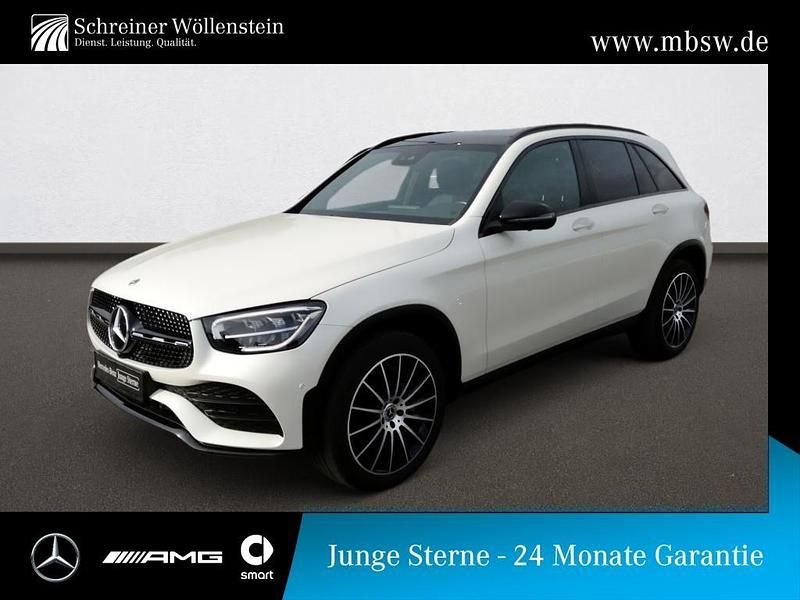 Weiss diamantweiß bright Gebraucht 2022 Mercedes GLC300e AMG SUV | 42.990 € (Fairer Preis) - Bild 1/4