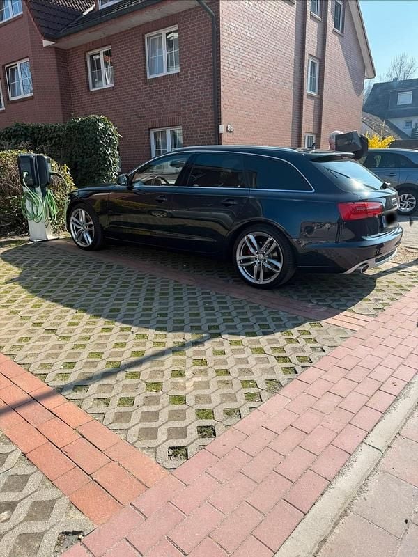 Gebraucht Audi A6 245 PS (180 kW) 2011 Blau Kombi