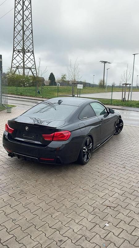 Second-hand BMW 430 M Performance 252 CP (185 kW) 2019 Negru Coupe