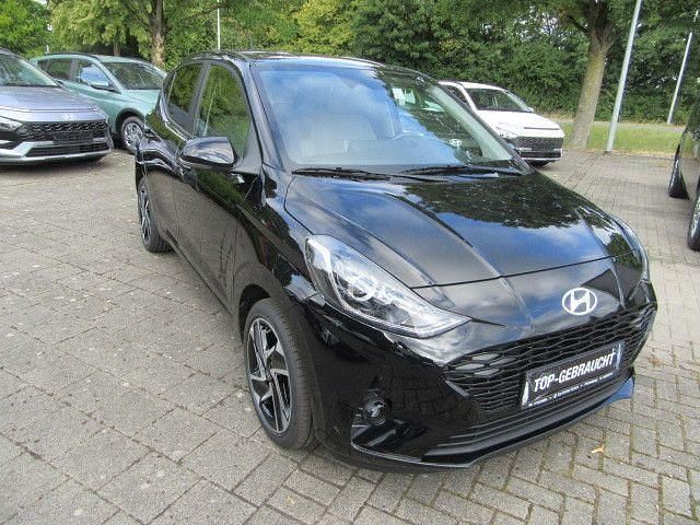 Schwarz Gebraucht 2024 Hyundai i10 Prime Kleinwagen | 19.990 € (Etwas zu teuer) - Bild 1/4