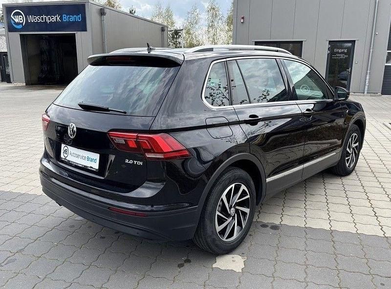 Second-hand VW Tiguan Join 150 CP (110 kW) 2019 Negru SUV