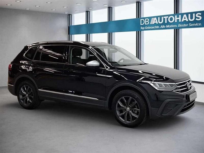 Gebraucht VW Tiguan Allspace Move 150 PS (110 kW) 2024 Schwarz SUV