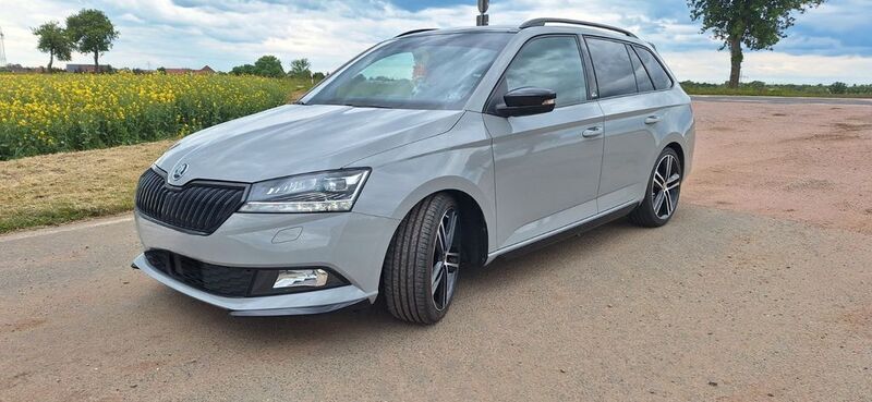Grau Gebraucht 2019 Skoda Fabia Monte Carlo Kombi | 12.900 € (Fairer Preis) - Bild 1/4