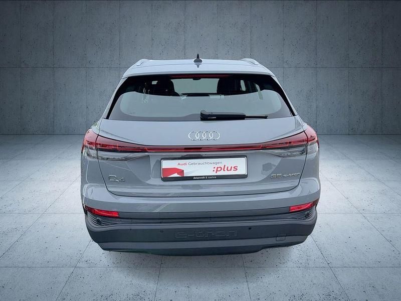 Gebraucht Audi Q4 e-tron Comfort 125 kW (170 PS) 2022 Kieselgrau SUV