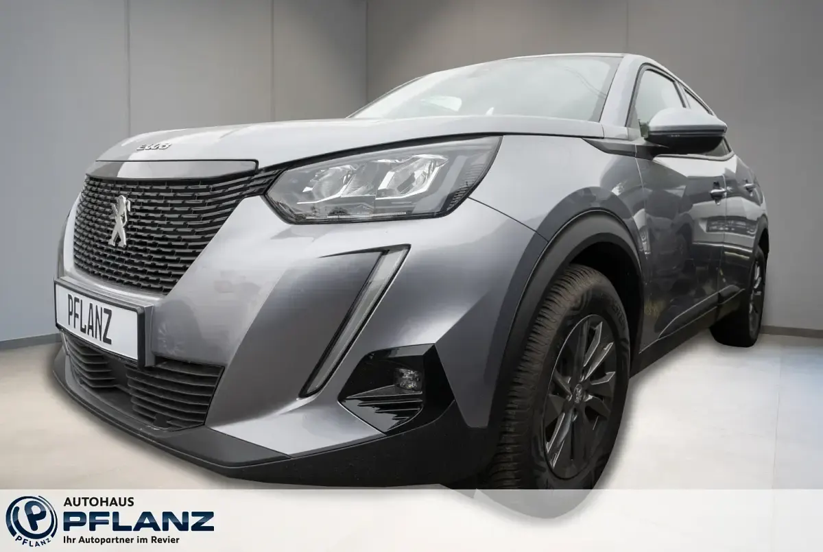 Gebraucht Peugeot 2008 Active 131 PS (96 kW) 2022 SUV