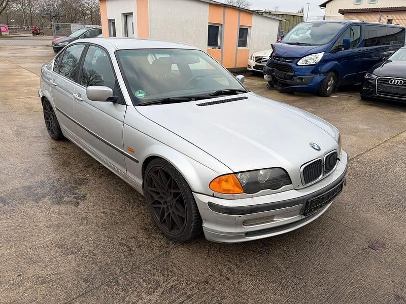 Gebraucht BMW 323 170 PS (125 kW) 2000 Limousine