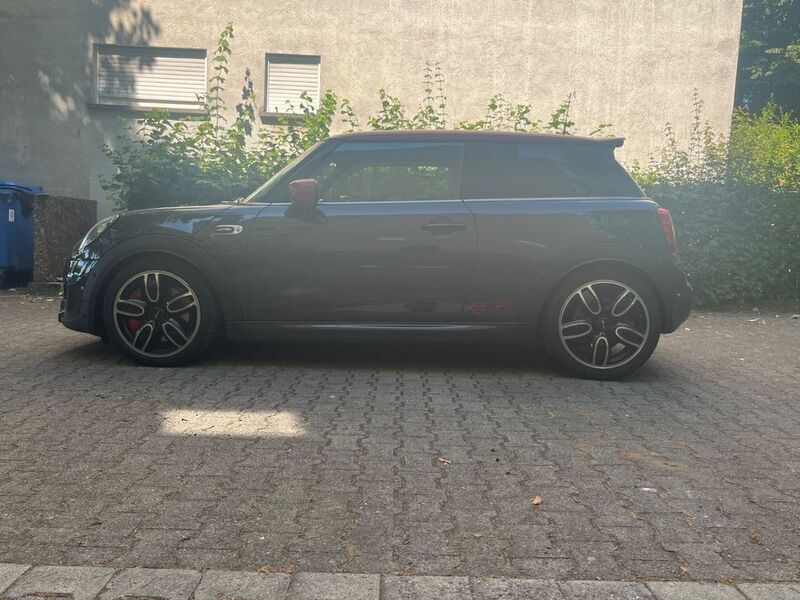 Gebraucht Mini John Cooper Works 231 PS (169 kW) 2019 Grau Kleinwagen