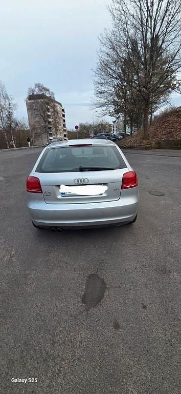 Gebraucht Audi A3 Ambiente 125 PS (91 kW) 2009 Weiß Kleinwagen