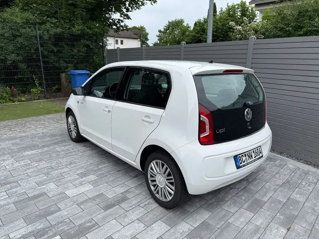 Gebraucht VW up! Cup 60 PS (44 kW) 2014 Weiß Kleinwagen