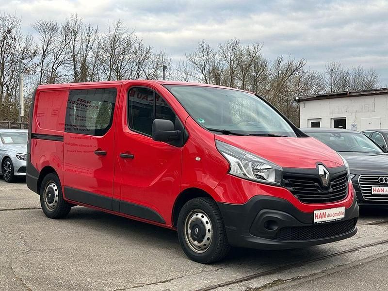Gebraucht Renault Trafic Komfort 120 PS (88 kW) 2019 Rot Van / Kleinbus