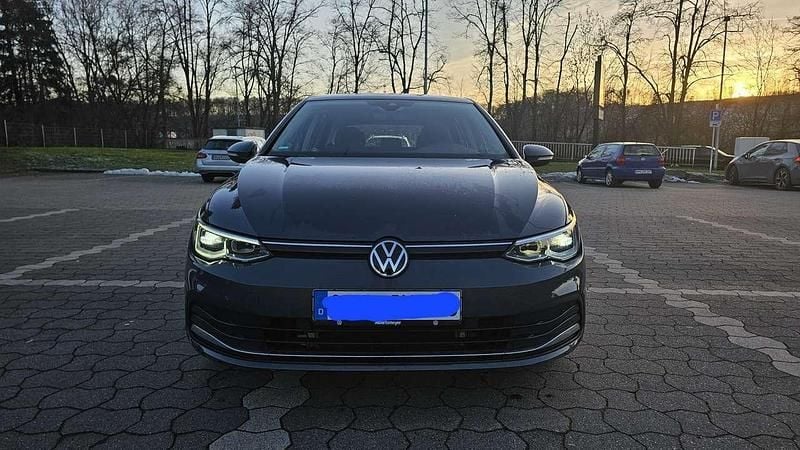 Grau Gebraucht 2020 VW Golf Style Limousine | 16.500 € (Superpreis) - Bild 1/4