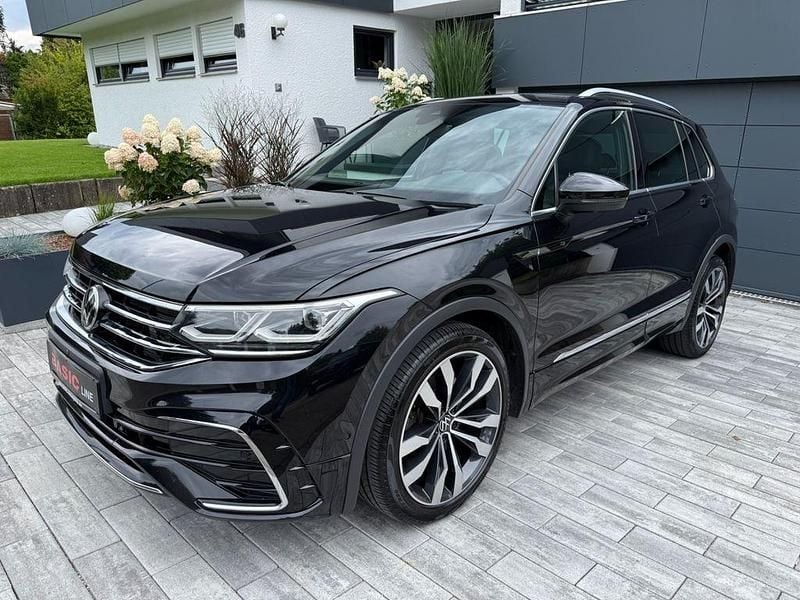 Schwarz Gebraucht 2022 VW Tiguan R-line SUV | 30.960 € (Fairer Preis) - Bild 1/4