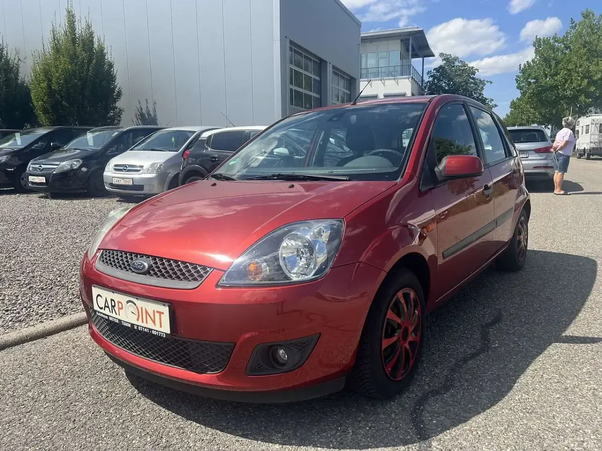 Gebraucht Ford Fiesta Trend 80 PS (58 kW) 2006 Rot Kleinwagen
