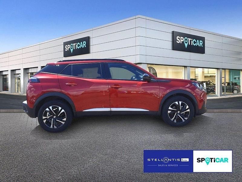 Gebraucht Peugeot 2008 Allure 131 PS (96 kW) 2023 Rot SUV