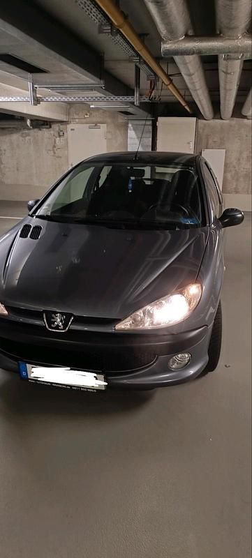 Andere farben Gebraucht 2005 Peugeot 206 Kleinwagen | 2.800 € (Fairer Preis) - Bild 1/4