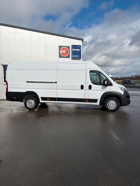 Gebraucht Opel Movano Edition 165 PS (121 kW) 2024 Weiß Van
