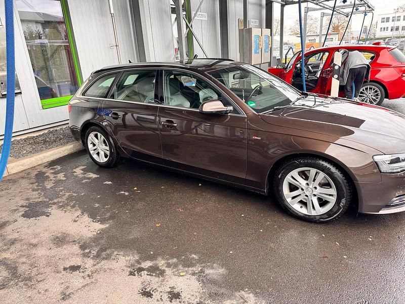 Gebraucht Audi A4 S-Line 177 PS (130 kW) 2014 Braun Kombi