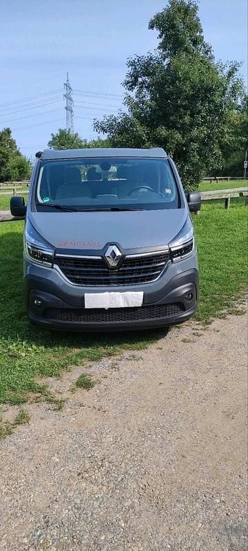 Grau Gebraucht 2022 Renault Trafic Van | 74.700 € - Bild 1/4