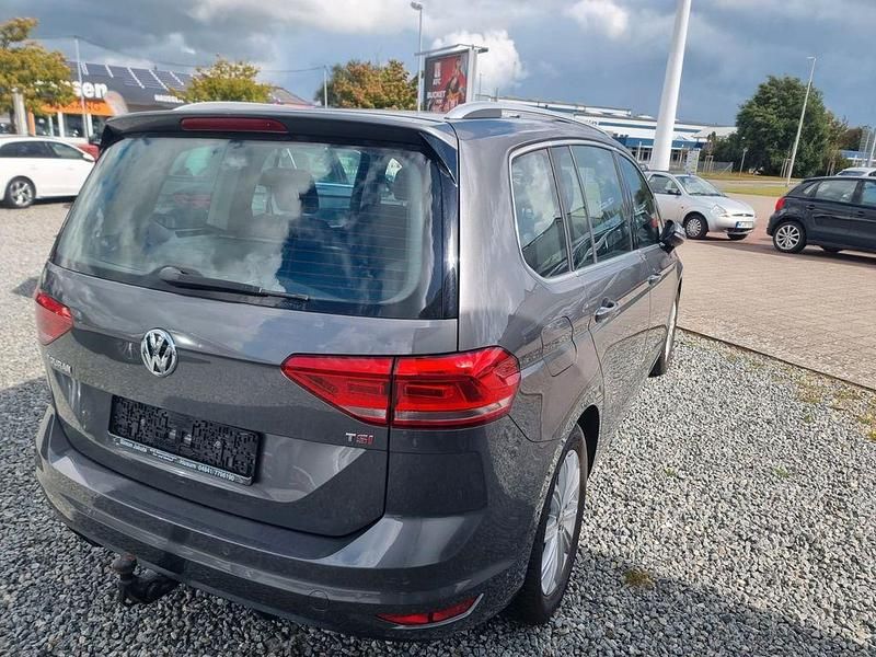 Gebraucht VW Touran Highline 150 PS (110 kW) 2016 Grau Van / Kleinbus