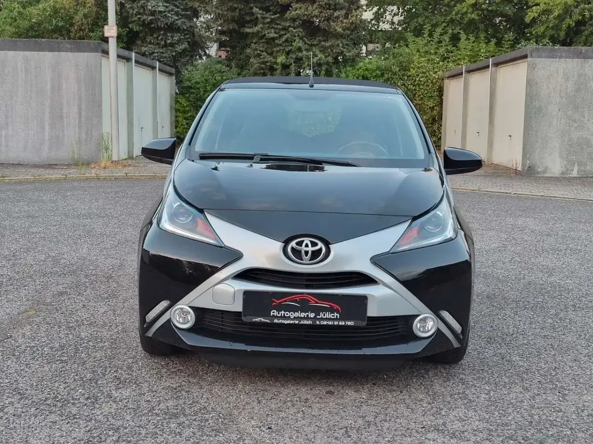 Gebraucht Toyota Aygo X-wave 69 PS (50 kW) 2017 Schwarz Kleinwagen