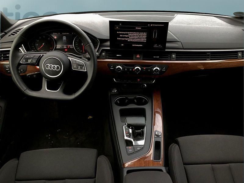 Gebraucht Audi A4 204 PS (150 kW) 2024 Grün Kombi
