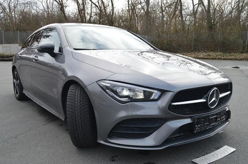 Gebraucht Mercedes CLA180 AMG 116 PS (85 kW) 2021 Grau Limousine