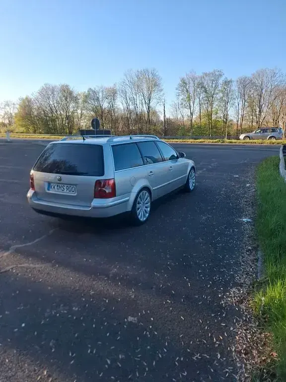 Gebraucht VW Passat Highline 131 PS (96 kW) 2005 Silber Kombi