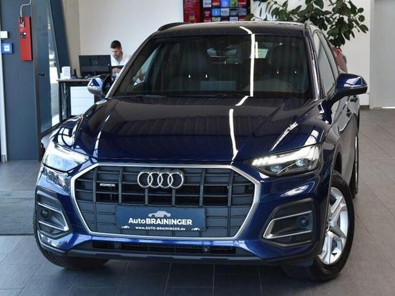 Blau Gebraucht 2021 Audi Q5 S-Line SUV | 29.950 € (Etwas zu teuer) - Bild 1/4