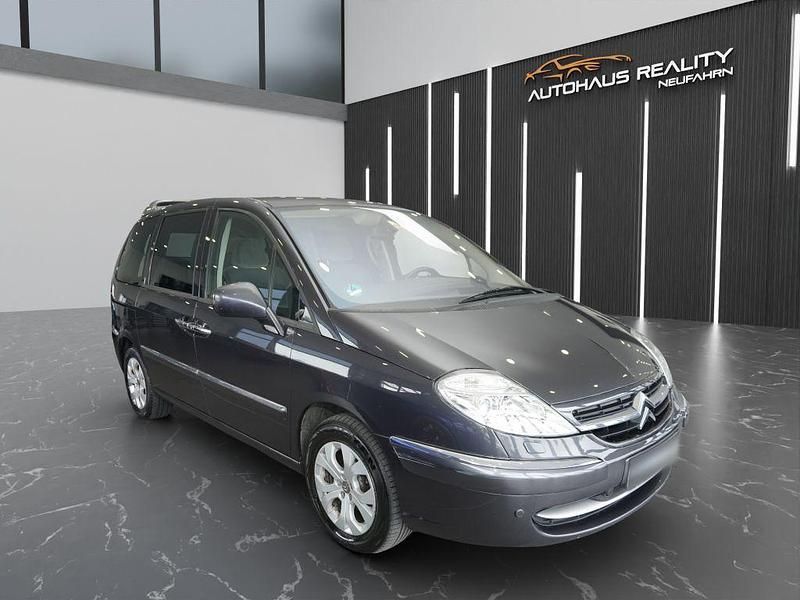 Grau Gebraucht 2011 Citroën C8 Attraction Van / Kleinbus | 5.980 € (Teuer) - Bild 1/4