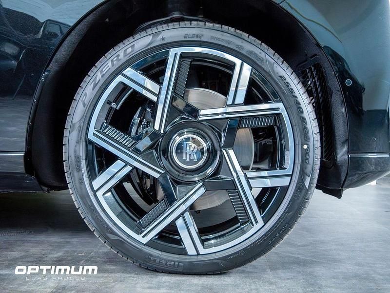 Neu Rolls Royce Cullinan 600 PS (441 kW) 2025 Schwarz SUV