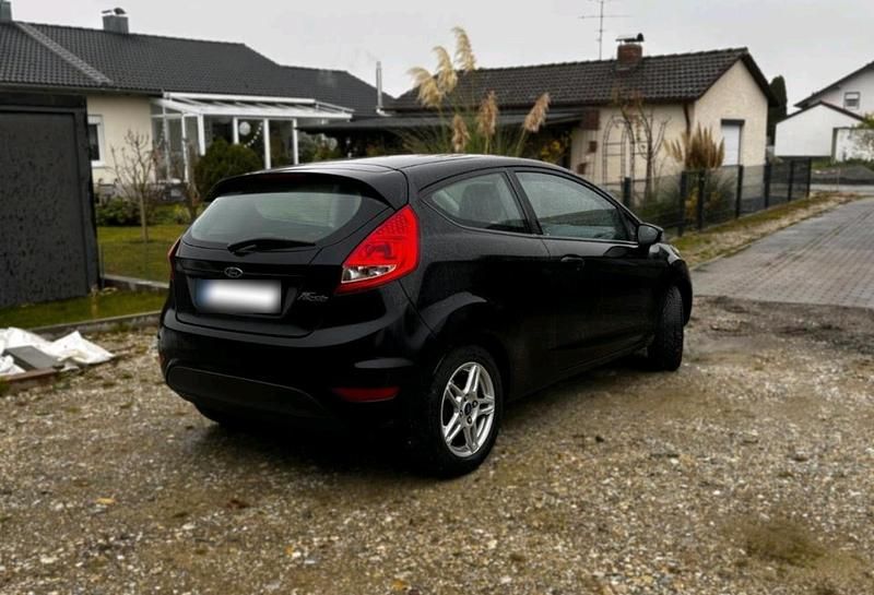Gebraucht Ford Fiesta 82 PS (60 kW) 2008 Schwarz Kleinwagen