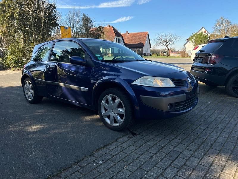 Gebraucht Renault Mégane II 112 PS (82 kW) 2006 Blau Kleinwagen