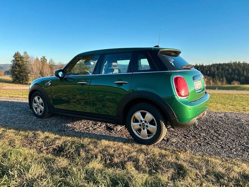Gebraucht Mini Cooper 136 PS (100 kW) 2020 Grün Kleinwagen