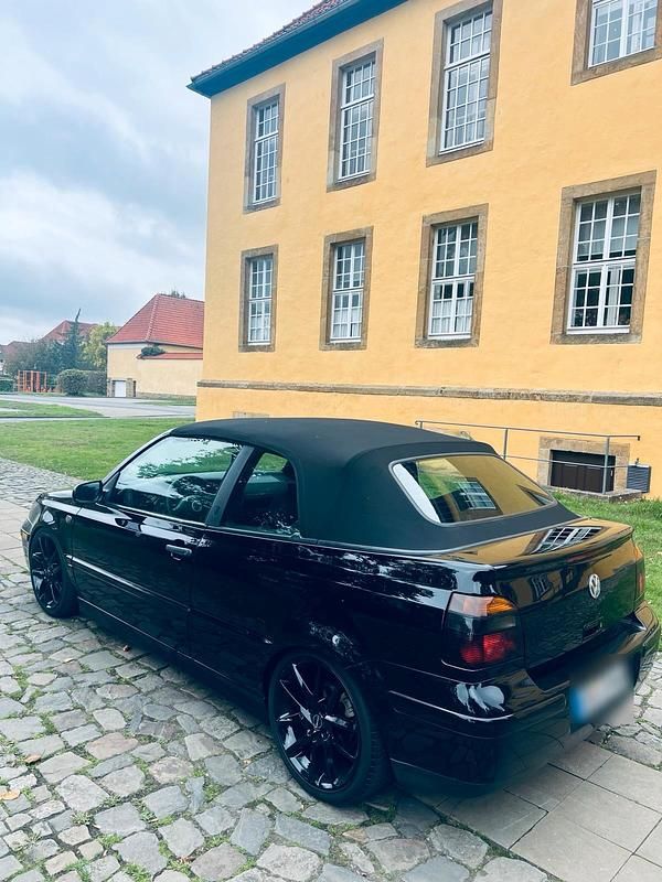 Schwarz Gebraucht 2000 VW Golf Cabriolet Cabrio | 3.499 € - Bild 1/4